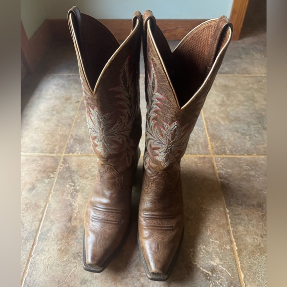 Ariat Shoes - Ariat women’s boots